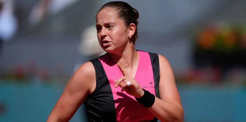 Ребекка Шрамкова - Елена Остапенко