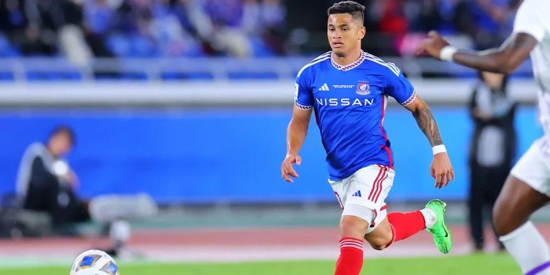 Альбирекс Ниигата - Йокогама Маринос Альбирекс Ниигата - Йокогама Маринос