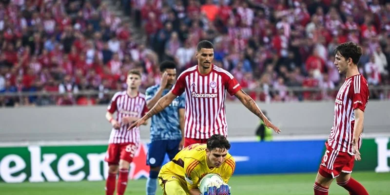 Олимпиакос - АЕК Афины