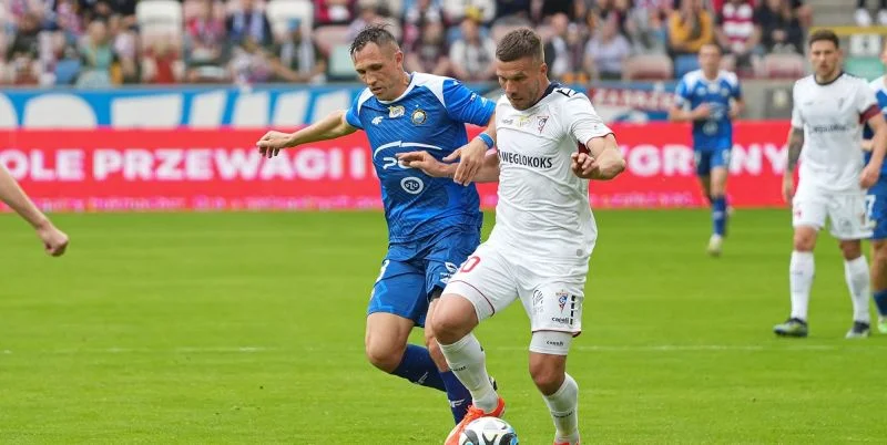 Гурник - Пуща Неполомице