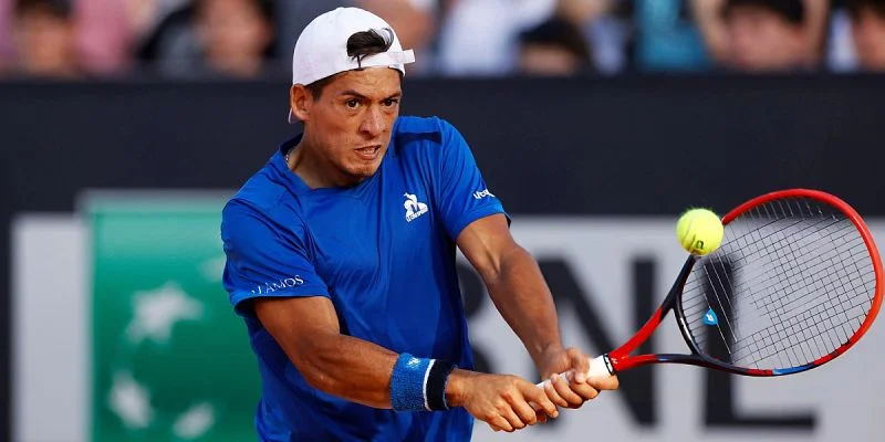 Себастьян Баес - Сумит Нагал Себастьян Баес - Сумит Нагал