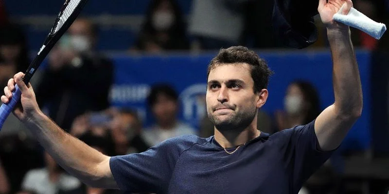 Аслан Карацев - Флавио Коболли