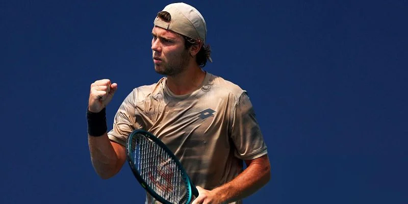 Александар Ковачевич - Алекс Микельсен