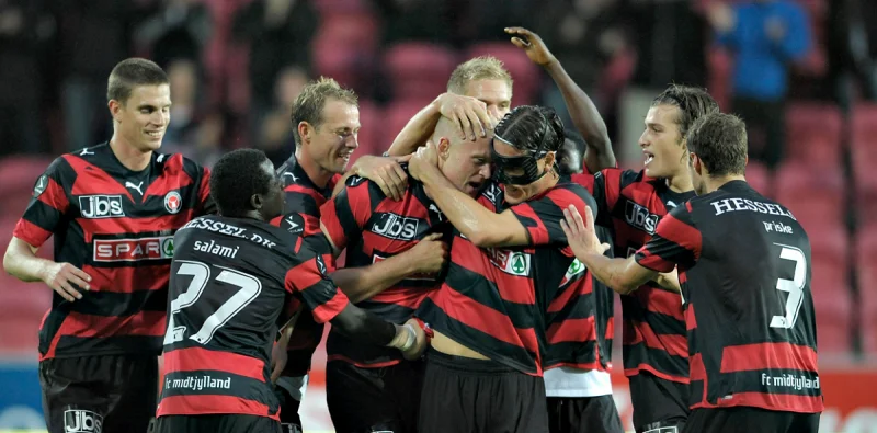 Мидтьюлланн - Силькеборг Мидтьюлланн - Силькеборг