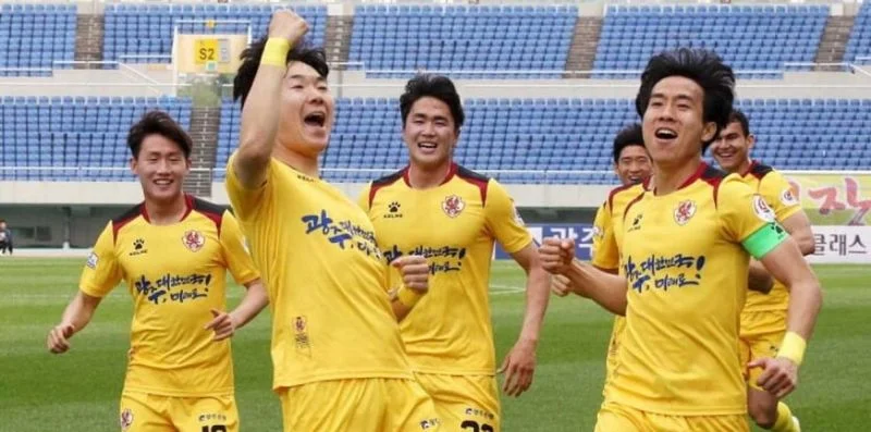 Кванджу - Пхохан Стилерс Кванджу - Пхохан Стилерс