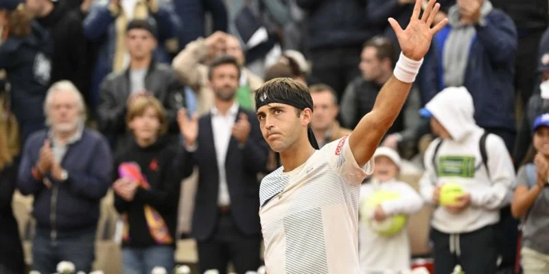 Томас Этчеверри - Артур Риндеркнех Томас Этчеверри - Артур Риндеркнех