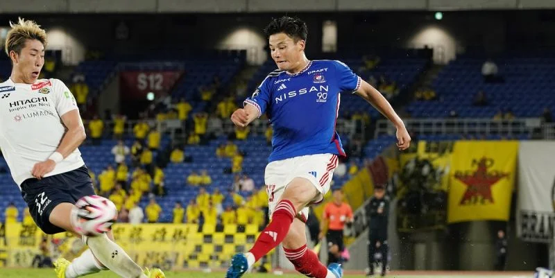 Касима - Йокогама Маринос