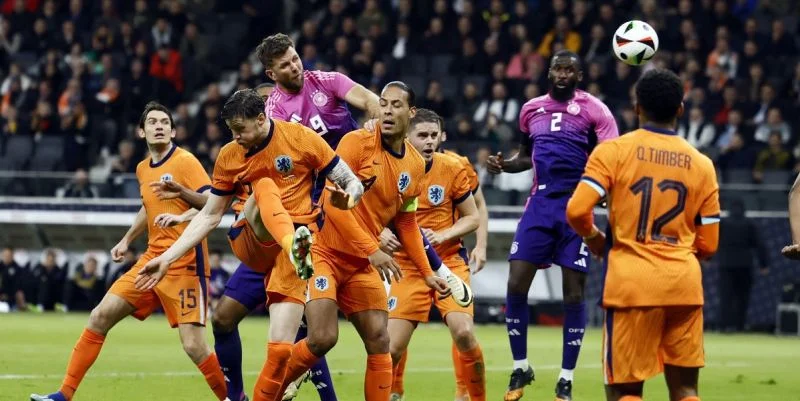 Нидерланды - Канада