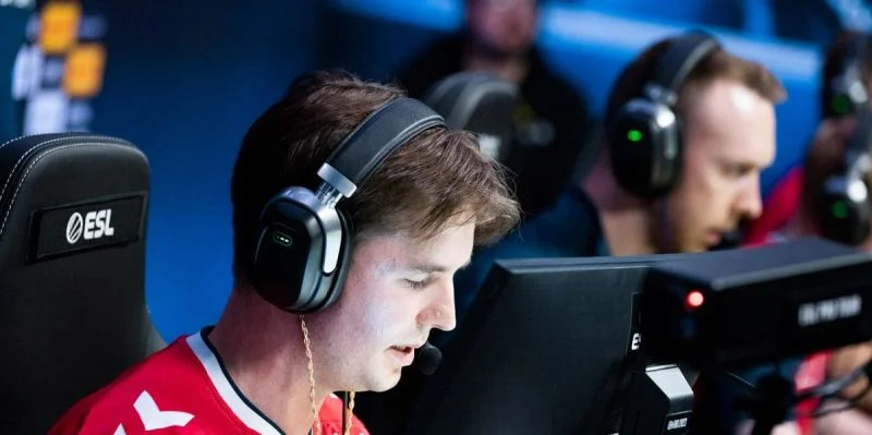BetBoom Team - Astralis BetBoom Team - Astralis
