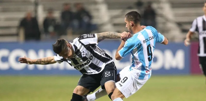 Монтевидео Уондерерс - Пеньяроль