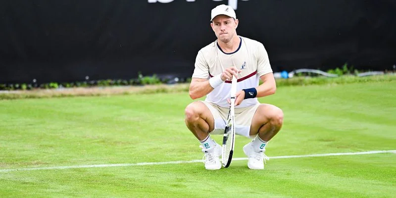 Джеймс Дакворт - Рудольф Мёллекер