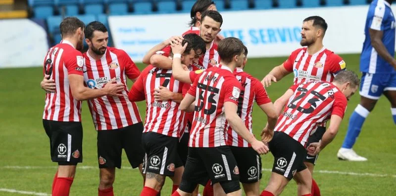 Окли Кэннонс - Данденонг Сити