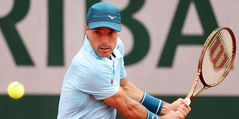 Макс Пёрселл - Роберто Баутиста