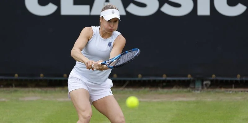 Юлия Путинцева - Каролин Долхайд