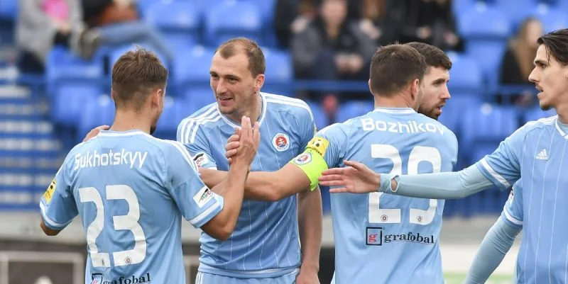 Блау-Вайсс Линц - Слован Бр