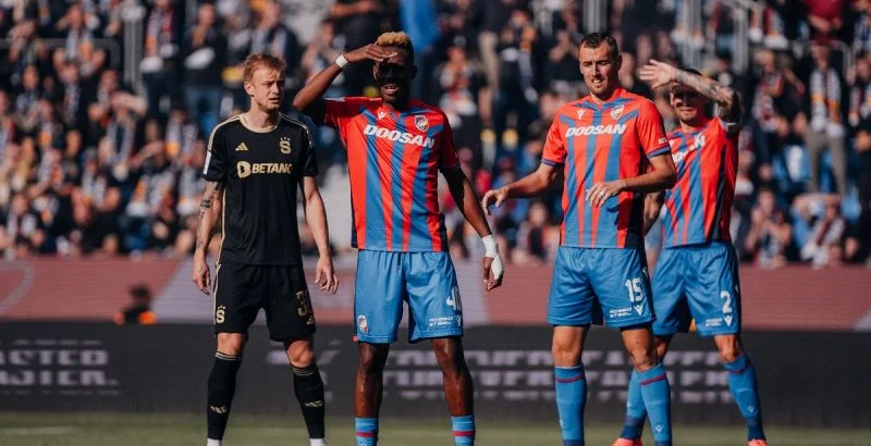 Виктория Плзень - Карлсруэ