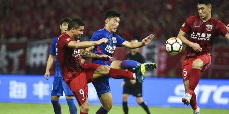 Шанхай Шэньхуа - Шаньдун Тайшань