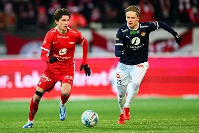 Стрёмсгодсет - Саннефьорд