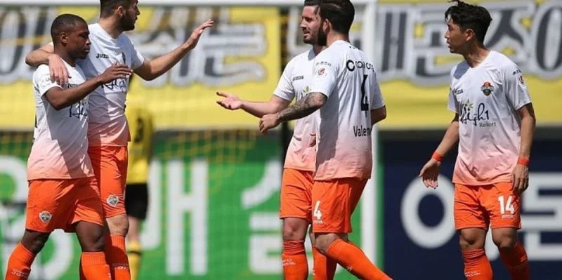 Канвон - Чеджу Юнайтед Канвон - Чеджу Юнайтед