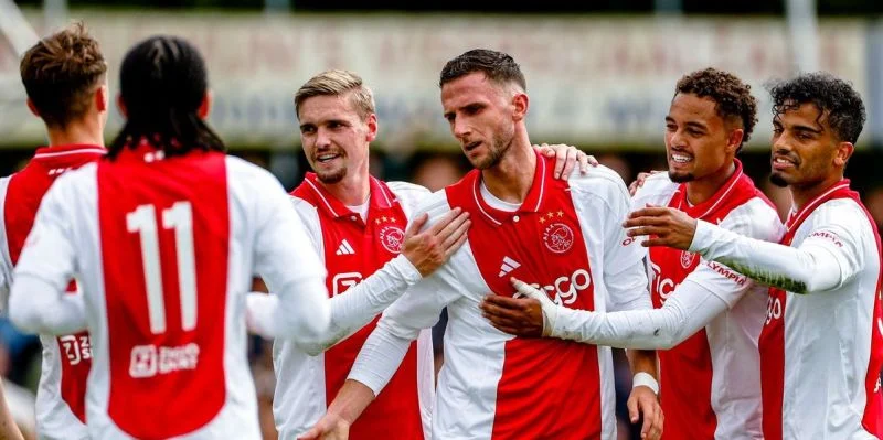 Аякс - Войводина