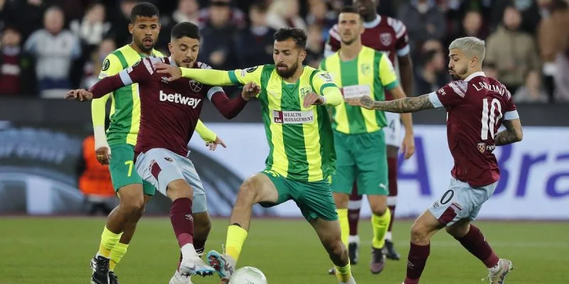 Пакш - АЕК Ларнака Пакш - АЕК Ларнака