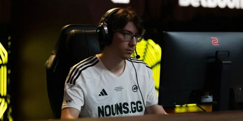 nouns - MOUZ nouns - MOUZ