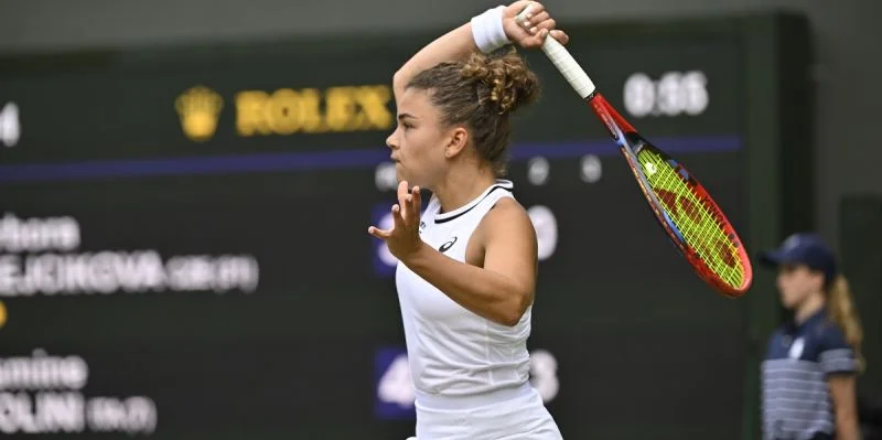 Ана Богдан - Жасмине Паолини Ана Богдан - Жасмине Паолини