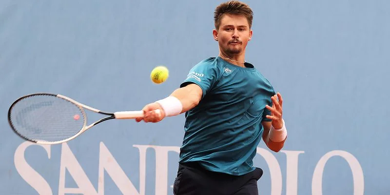 Джефф Вольф - Миомир Кечманович