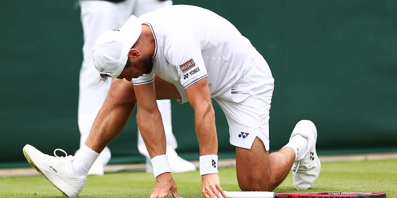 Раду Албот - Факундо Диас Акоста Раду Албот - Факундо Диас Акоста