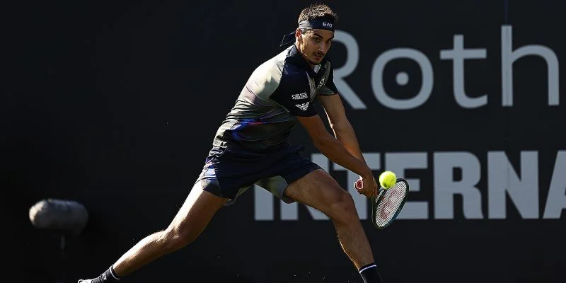 Лоренцо Сонего - Таллон Грикспур Лоренцо Сонего - Таллон Грикспур