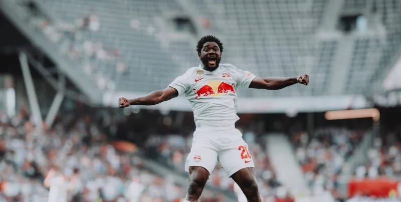 Зальцбург - Блау-Вайсс Линц