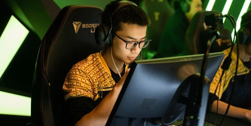 sAw - The MongolZ sAw - The MongolZ