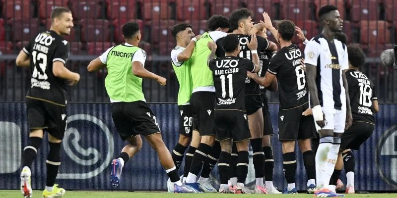 Арока - Витория Гимарайнш