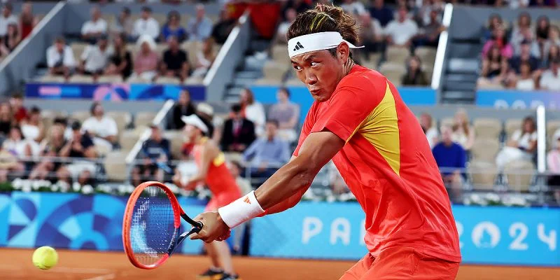 Чжичжэнь Чжан - Джованни Мпетши-Перрикар Чжичжэнь Чжан - Джованни Мпетши-Перрикар