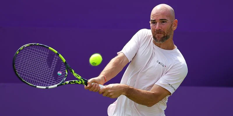 Адриан Маннарино - Нуну Боржеш