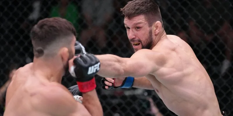 Матеуш Гамрот - Дэниел Хукер Матеуш Гамрот - Дэниел Хукер