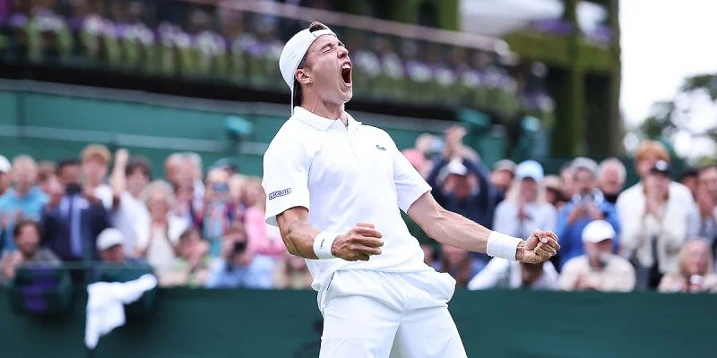 Ботик Ван де Зандшульп - Артур Казо Ботик Ван де Зандшульп - Артур Казо