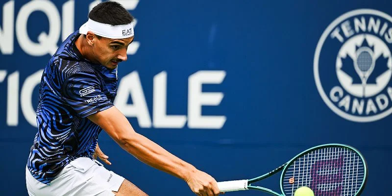 Лоренцо Сонего - Доминик Штрикер