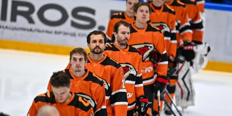 Авангард - Барыс