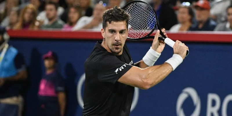 Танаси Коккинакис - Нуну Боржеш