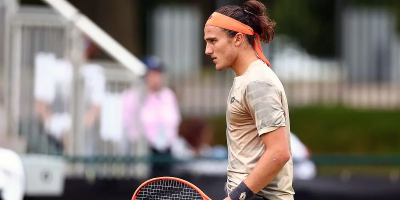 Маттиа Беллуччи - Кристофер О'Коннелл