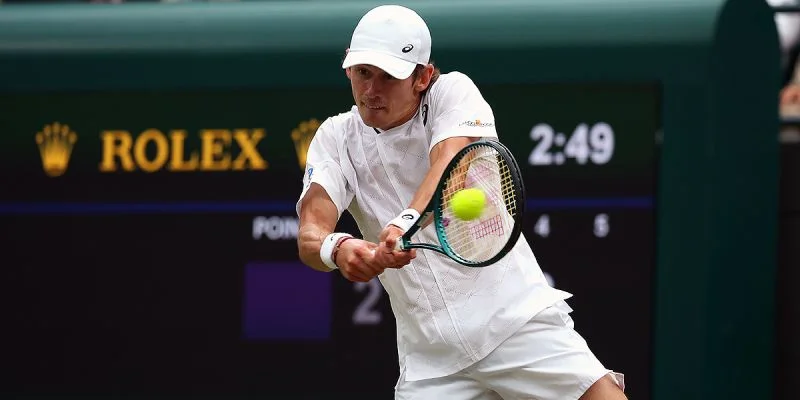 Алекс Де Минаур - Отто Виртанен