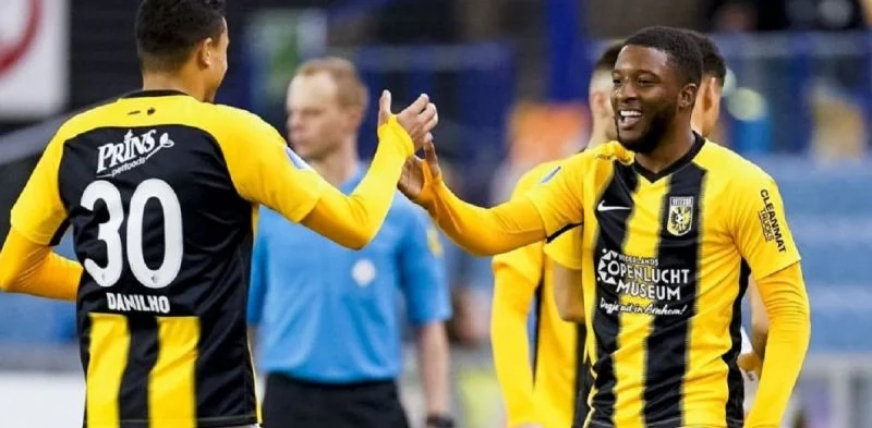 Витесс - ФК Эйндховен