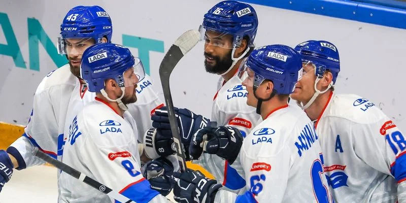 Лада - Локомотив