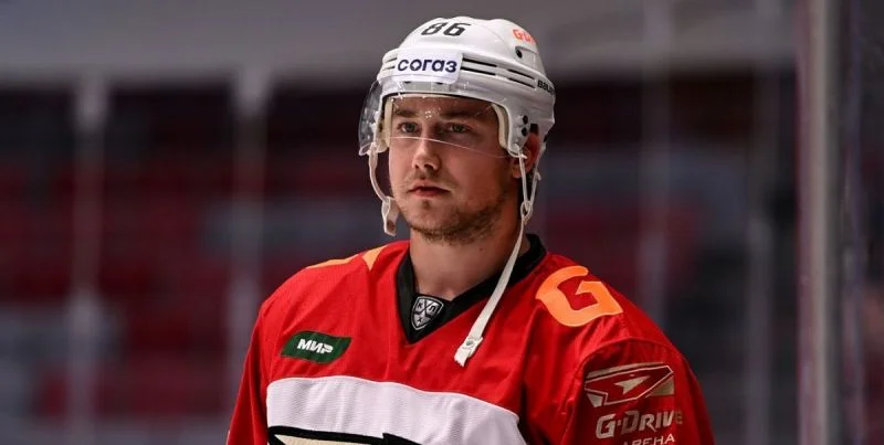 Авангард - Нефтехимик