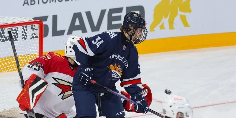 Стальные Лисы - Белые Медведи Стальные Лисы - Белые Медведи