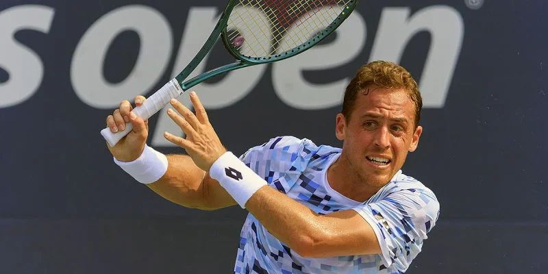 Роберто Карбальес-Баэна - Келвин Эмери Роберто Карбальес-Баэна - Келвин Эмери