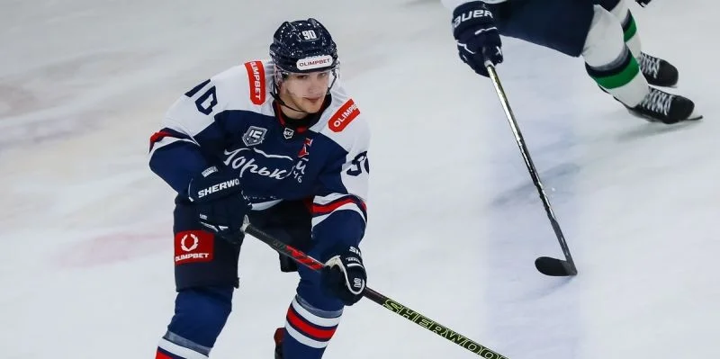 Торпедо-Горький - Омские Крылья