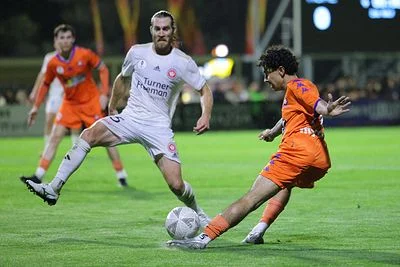 Аделаида Юнайтед - Вестерн Сидней Уондерерс