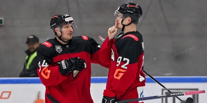 Омские Крылья - Молот Омские Крылья - Молот